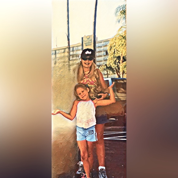 Meet your Posher, Paula - Picture 2 of 2